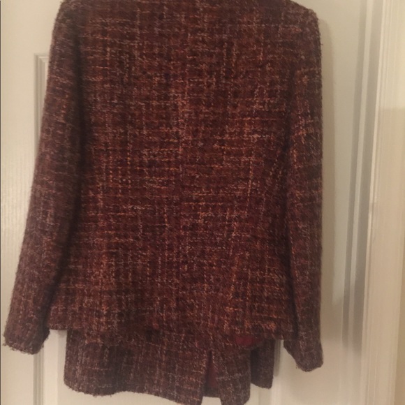 Lesuit Tweed Suit - Picture 3 of 3